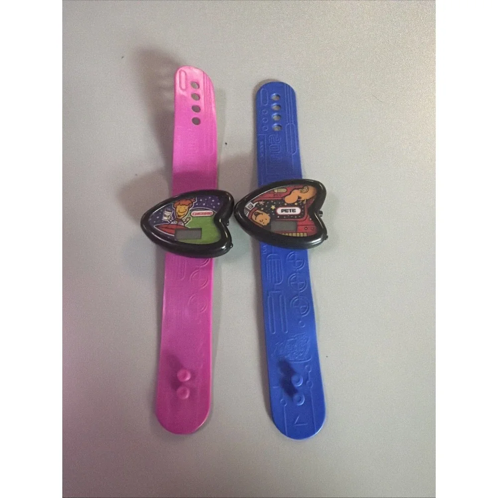 2001 Vintage Sonic Wacky Pack Junior Wristwatches Cherrie (pink) And Pete (blue)